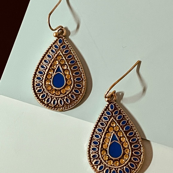 Cobalt Blue and Silver Boho Earrings. - Picture 4 of 6